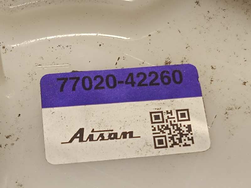 Recambio de bomba combustible para toyota rav4 referencia OEM IAM 7702042260  