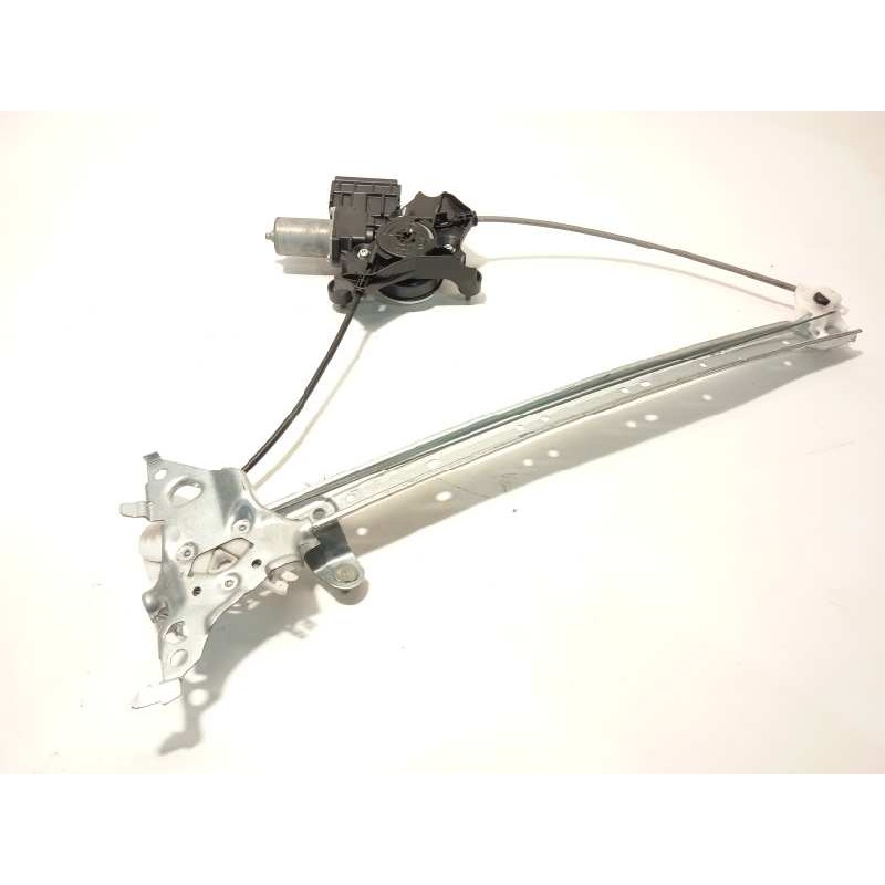 Recambio de elevalunas trasero derecho para toyota rav4 referencia OEM IAM 8571042150  0620205521