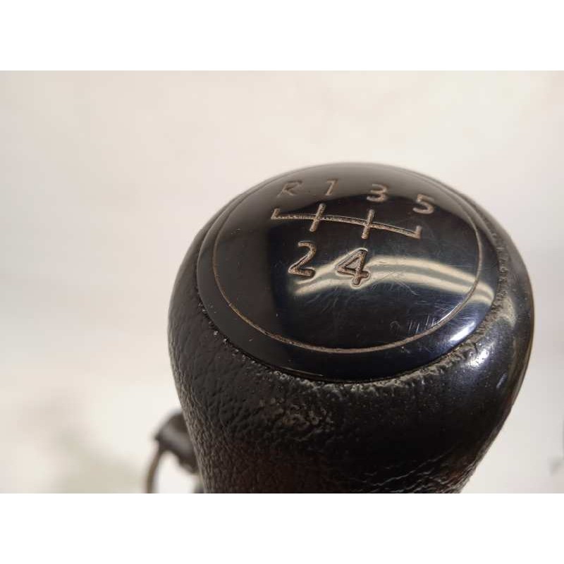 Recambio de palanca cambio para volkswagen t6 transporter furgón largo referencia OEM IAM 7H0711061  7H0711116