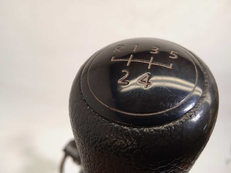 Recambio de palanca cambio para volkswagen t6 transporter furgón largo referencia OEM IAM 7H0711061  7H0711116