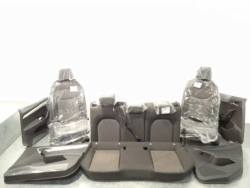 JUEGO ASIENTOS COMPLETO 2Q4881105H 2Q0885503J 2Q0885504AB
