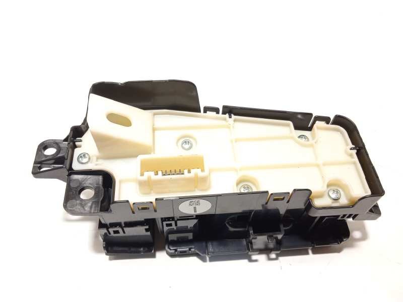 Recambio de mando multifuncion para toyota rav4 referencia OEM IAM 8401042100  