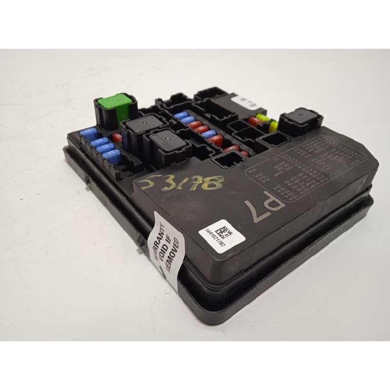 Recambio de caja reles / fusibles para nissan juke (f15) 1.6 cat referencia OEM IAM 284B71TT2C  
