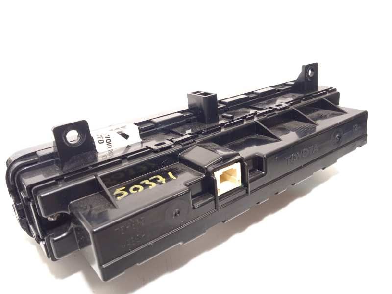 Recambio de mando climatizador para toyota auris 1.2 16v turbo cat referencia OEM IAM 5590002C60  