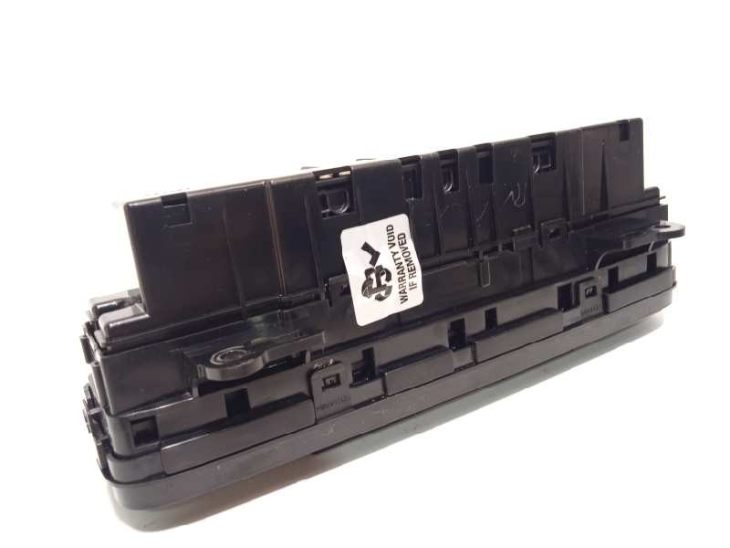 Recambio de mando climatizador para toyota auris 1.2 16v turbo cat referencia OEM IAM 5590002C60  