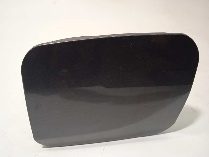Recambio de tapa exterior combustible para toyota rav4 referencia OEM IAM 7735042100  