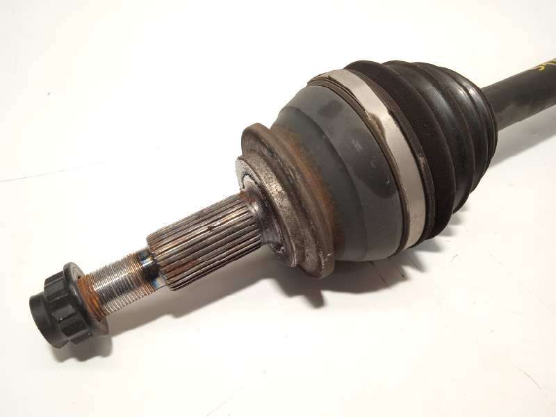 Recambio de transmision delantera derecha para toyota rav4 referencia OEM IAM 4341042300  