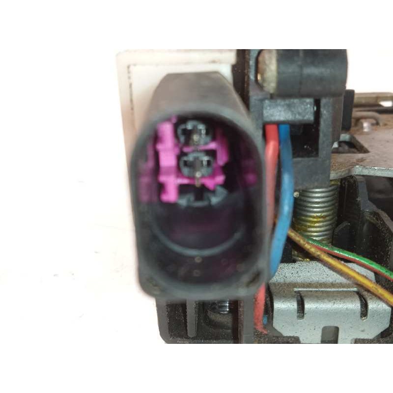 Recambio de cerradura puerta trasera izquierda para volkswagen touareg (7la) tdi v10 referencia OEM IAM 7L0839015B  