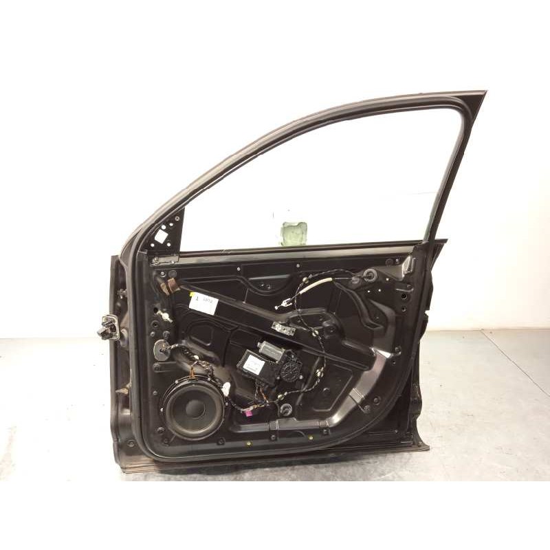 Recambio de puerta delantera derecha para volkswagen touareg (7la) tdi v10 referencia OEM IAM 7L0831056L  