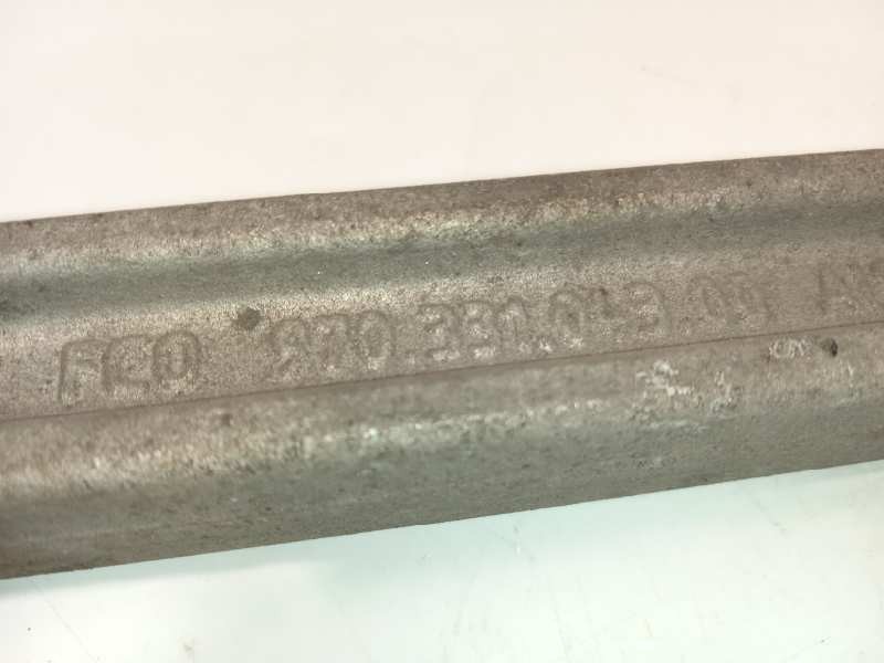 Recambio de brazo suspension superior trasero izquierdo para porsche panamera gts referencia OEM IAM 97033104300  