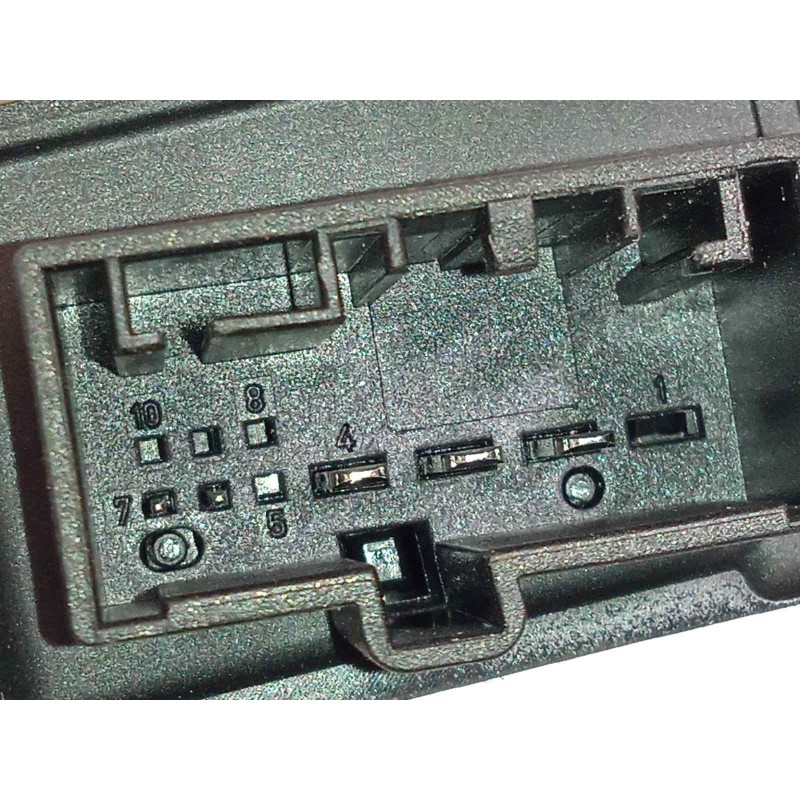 Recambio de elevalunas trasero derecho para volkswagen polo 1.0 tsi referencia OEM IAM 2G683946C  