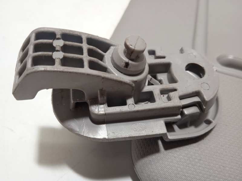 Recambio de parasol izquierdo para hyundai ioniq hybrid referencia OEM IAM 85210G2360TTX  