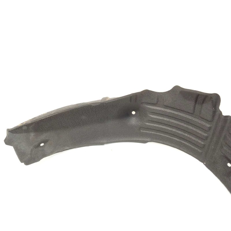 Recambio de paso de rueda trasero derecho para kia e - niro hibrido referencia OEM IAM 86822AT000  