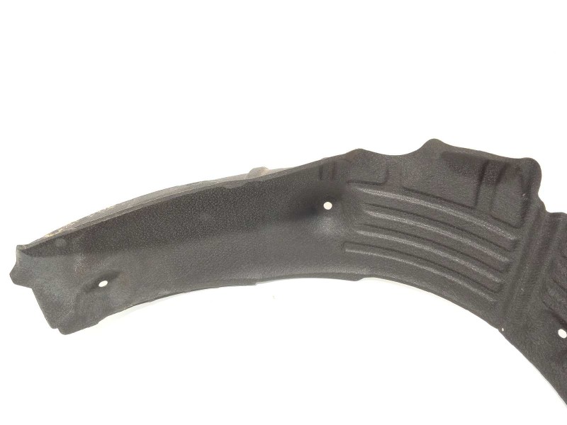 Recambio de paso de rueda trasero derecho para kia e - niro hibrido referencia OEM IAM 86822AT000  