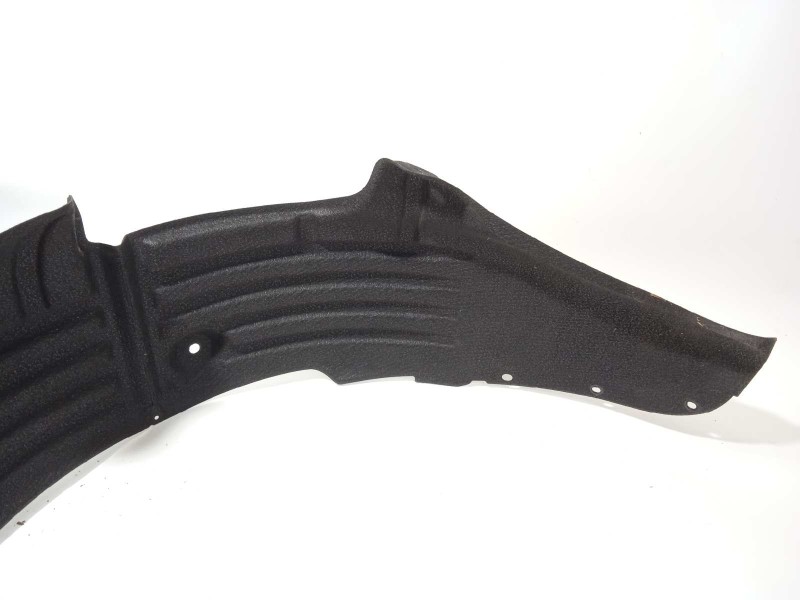 Recambio de paso de rueda trasero derecho para kia e - niro hibrido referencia OEM IAM 86822AT000  