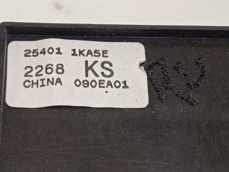 Recambio de mando elevalunas delantero izquierdo para nissan juke (f15) 1.6 cat referencia OEM IAM 254011KA5E  