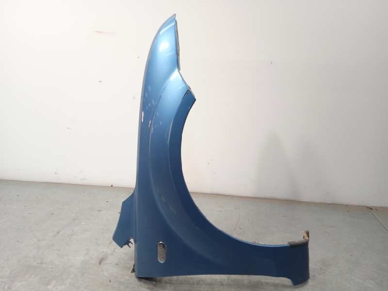 Recambio de aleta delantera derecha para ford focus cabrio (ca5) trend referencia OEM IAM 1376483  