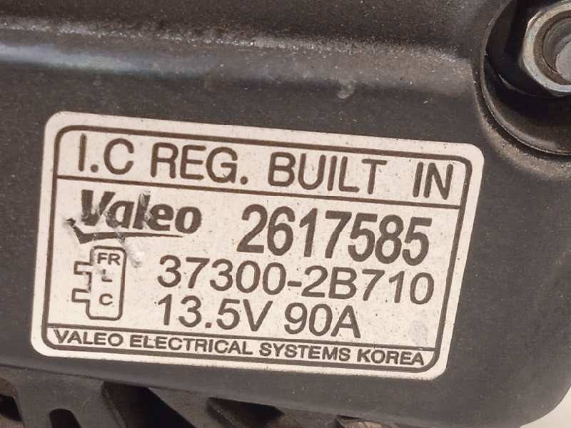 Recambio de alternador para kia venga basic referencia OEM IAM 373002B710  2617585