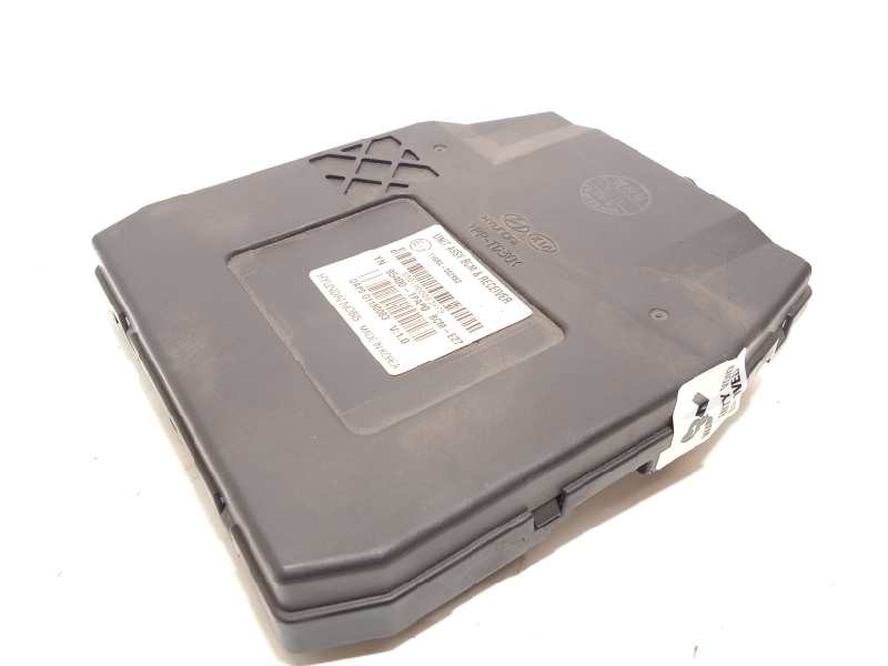 Recambio de centralita confort para kia venga basic referencia OEM IAM 954001PAP0  