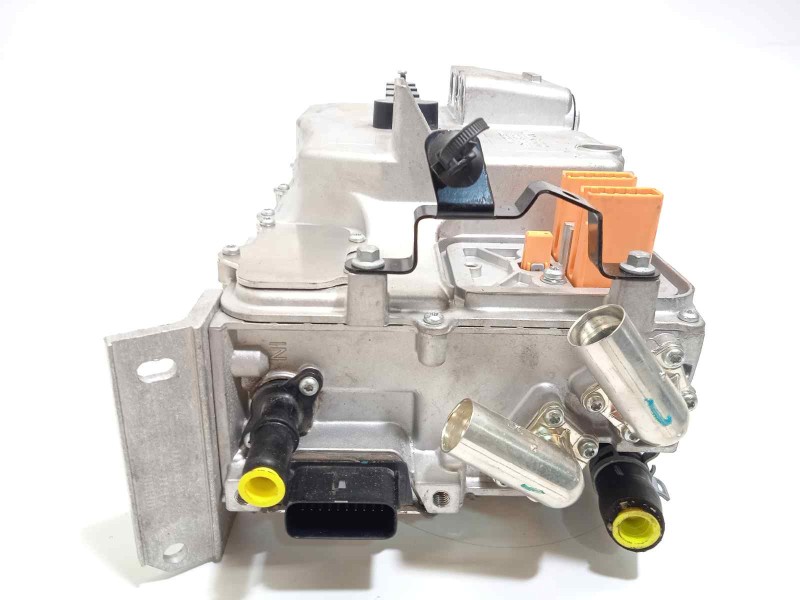 Recambio de convertidor potencia para lynk&co lynk & co 01 1.5 phev referencia OEM IAM 8894765000  P8894765000