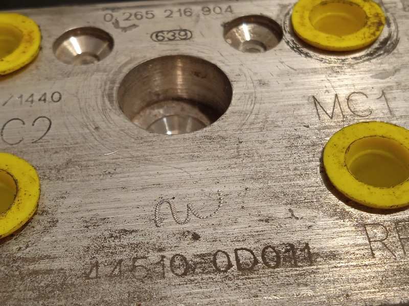 Recambio de abs para toyota yaris (ncp1/nlp1/scp1) 1.3 cat referencia OEM IAM 445100D011 0273004636 0265216904