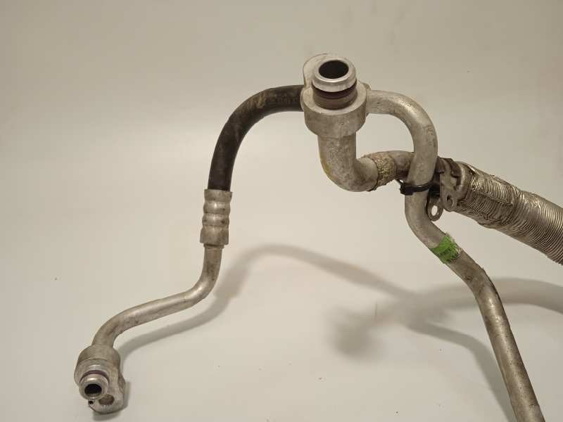 Recambio de tubos aire acondicionado para porsche panamera gts referencia OEM IAM 97057309700  