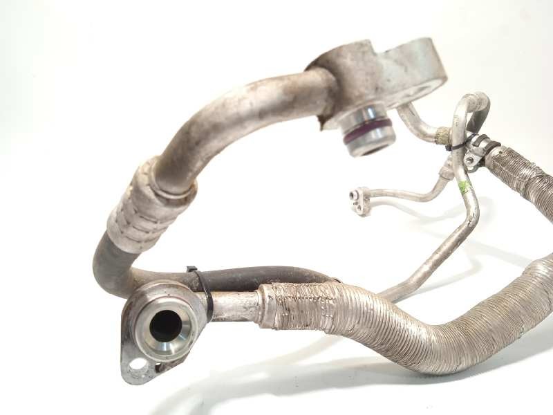 Recambio de tubos aire acondicionado para porsche panamera gts referencia OEM IAM 97057309700  