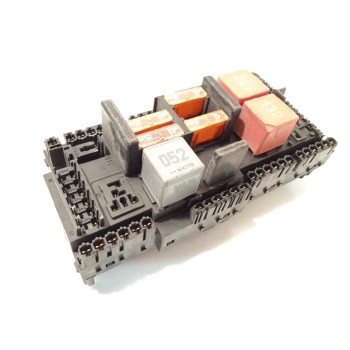 Recambio de caja reles / fusibles para mercedes-benz clase e familiar (bm 213) e 220 d (213.204) referencia OEM IAM A2139068801 