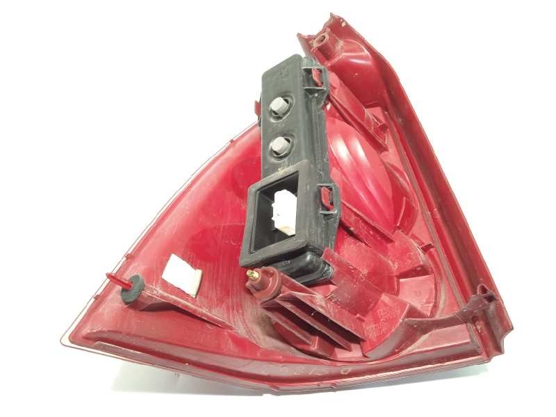 Recambio de piloto trasero derecho para peugeot 307 break / sw (s1) sw pack referencia OEM IAM 6351Q6  