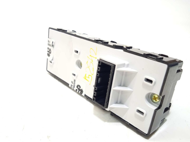 Recambio de mando elevalunas delantero izquierdo para kia rio (yb) 1.0 tgdi cat referencia OEM IAM 93570H8000WK  