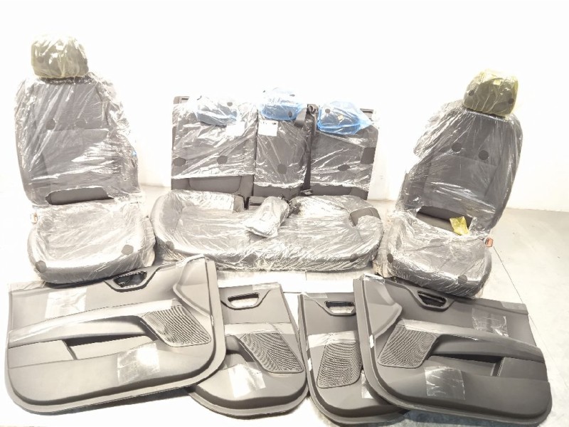 Recambio de juego asientos completo para kia rio (yb) 1.0 tgdi cat referencia OEM IAM NOREF  