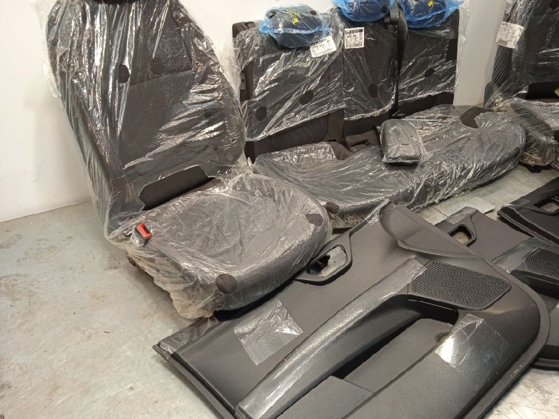 Recambio de juego asientos completo para kia rio (yb) 1.0 tgdi cat referencia OEM IAM NOREF  