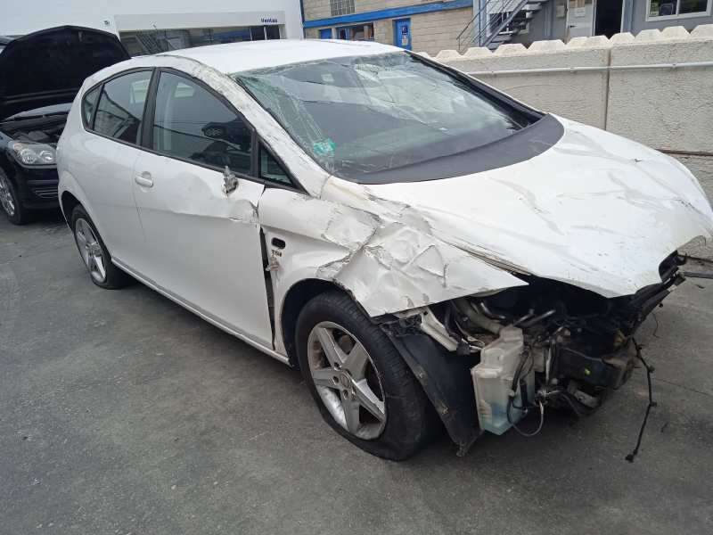 SEAT LEON (1P1)