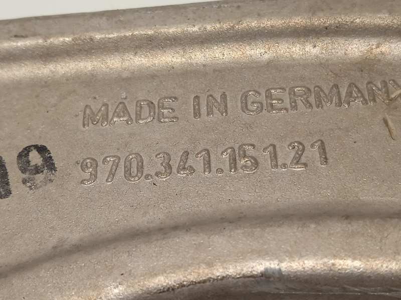 Recambio de brazo suspension superior delantero derecho para porsche panamera gts referencia OEM IAM 97034115121  97034105123