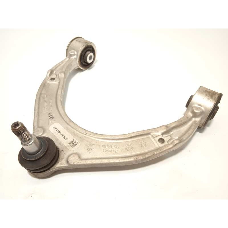 Recambio de brazo suspension superior delantero derecho para porsche panamera gts referencia OEM IAM 97034115121  97034105123