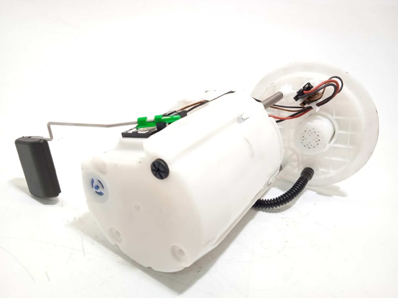 Recambio de bomba combustible para kia stonic (ybcuv) 1.2 cat referencia OEM IAM 31110H8100  31120H8100