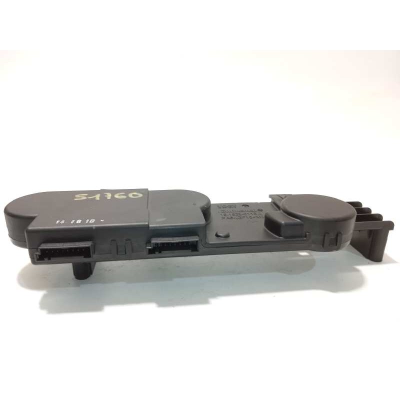 Recambio de antena para porsche panamera gts referencia OEM IAM 15152801182  