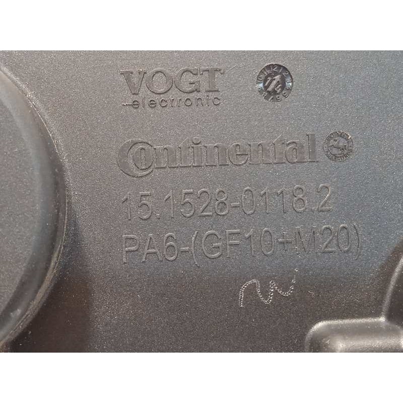 Recambio de antena para porsche panamera gts referencia OEM IAM 15152801182  