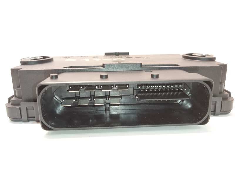 Recambio de modulo electronico para porsche panamera gts referencia OEM IAM 97061810909 97061810910 10095103073