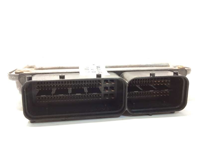 Recambio de centralita motor uce para volkswagen touareg (7la) tdi v10 referencia OEM IAM 070906016D  0281010736