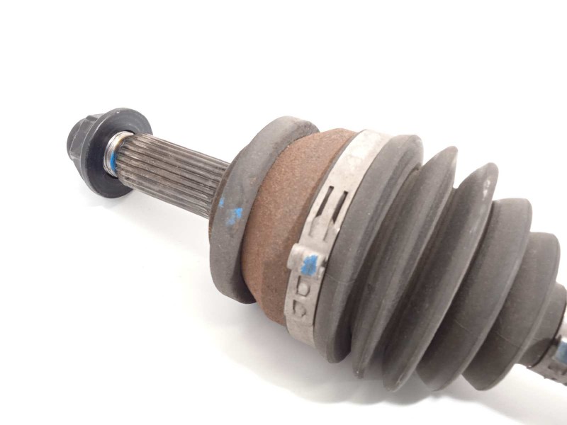 Recambio de transmision delantera derecha para kia stonic (ybcuv) 1.2 cat referencia OEM IAM 49501H8050  