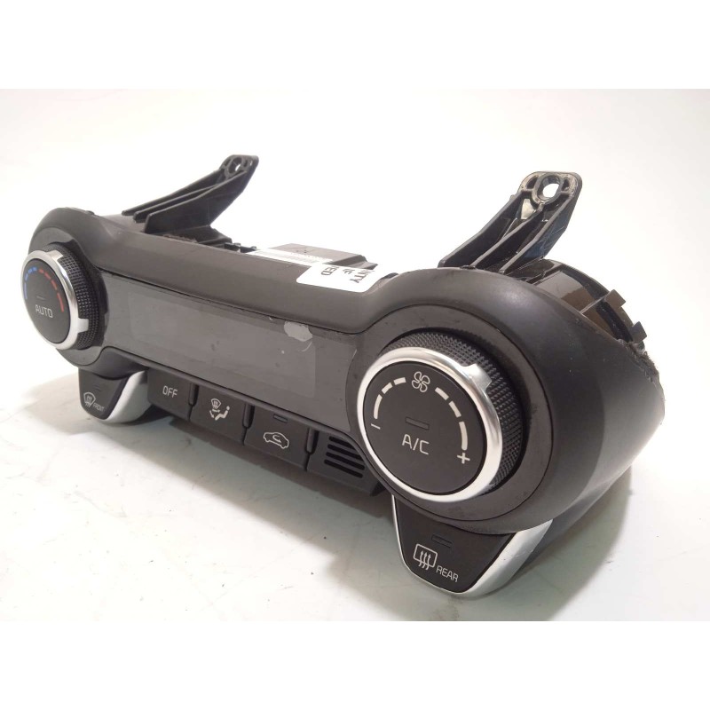 Recambio de mando climatizador para kia stonic (ybcuv) 1.2 cat referencia OEM IAM 97250H8220  97250H8220SA1