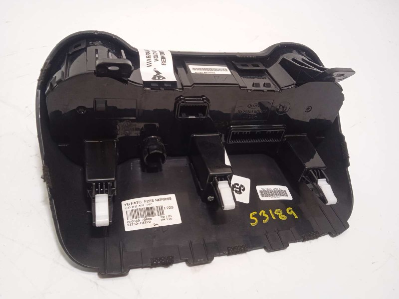 Recambio de mando climatizador para kia stonic (ybcuv) 1.2 cat referencia OEM IAM 97250H8220  97250H8220SA1