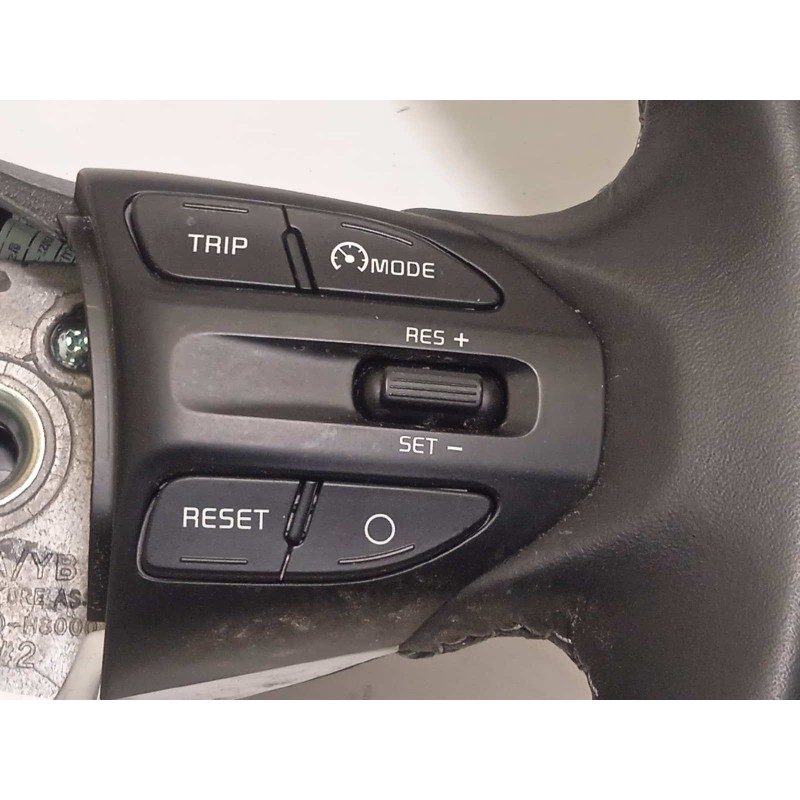 Recambio de volante para kia stonic (ybcuv) 1.2 cat referencia OEM IAM 56100H8375WK  