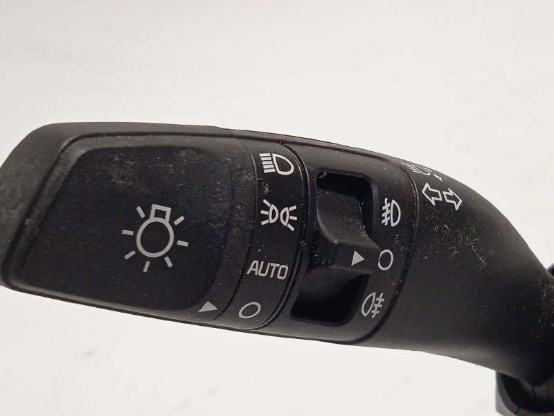 Recambio de mando intermitentes para kia stonic (ybcuv) 1.2 cat referencia OEM IAM 93403H8960  