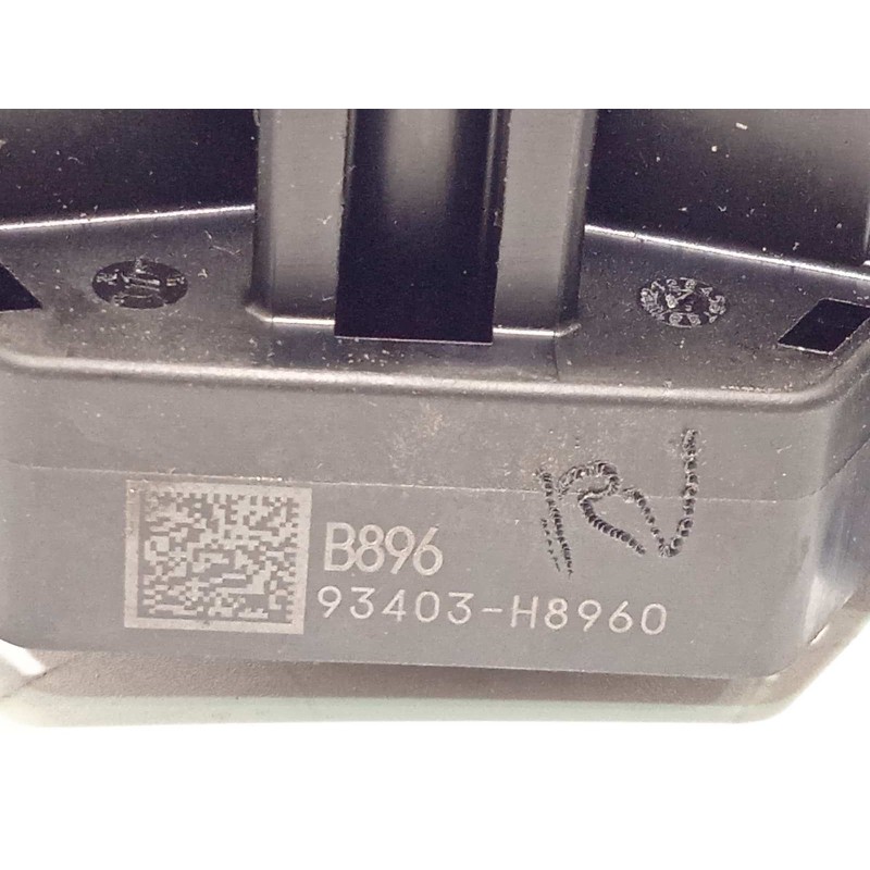 Recambio de mando intermitentes para kia stonic (ybcuv) 1.2 cat referencia OEM IAM 93403H8960  