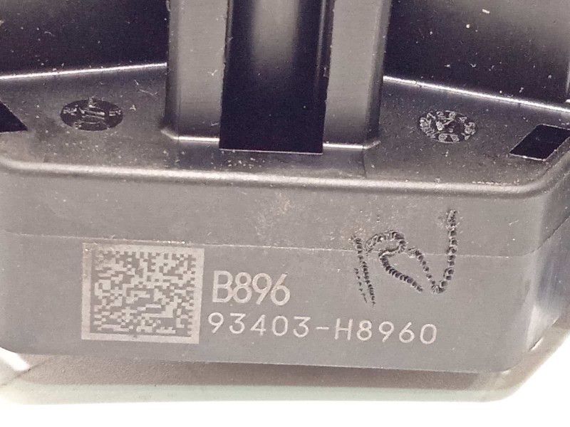 Recambio de mando intermitentes para kia stonic (ybcuv) 1.2 cat referencia OEM IAM 93403H8960  