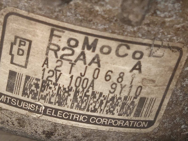 Recambio de alternador para mazda cx-7 (er) active referencia OEM IAM R2AA A2TJ0681 R2AA18300A