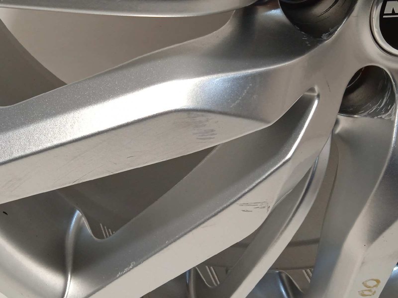 Recambio de llanta para land rover range rover sport v6 td hse referencia OEM IAM NADG168 5H321007BA8MNH RRC500681MNH