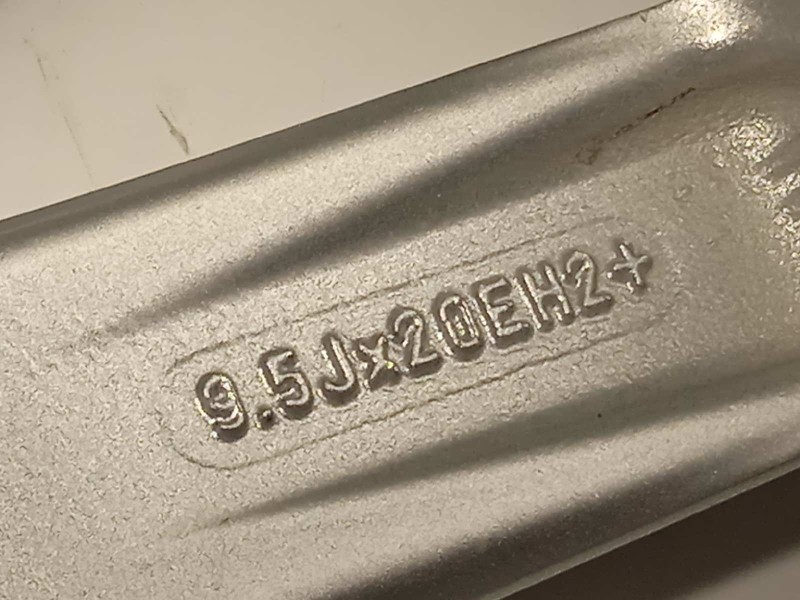 Recambio de llanta para land rover range rover sport v6 td hse referencia OEM IAM NADG168 5H321007BA8MNH RRC500681MNH